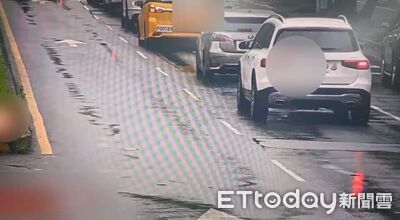 北市國父紀念館旁車3車追撞　小黃運將沒注意前方車流釀禍