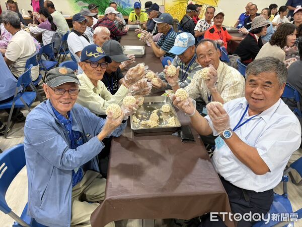 ▲台中市新社區農會南下東港鎮農會交流活動。（圖／記者陳崑福攝）