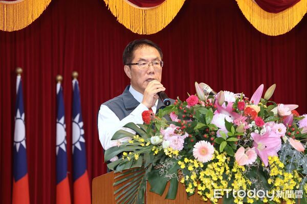 ▲台南市政府舉行115年警察節慶祝大會，市長黃偉哲頒獎表揚模範警察、警察獎章代表及績優警察之友。（記者林東良翻攝，下同）