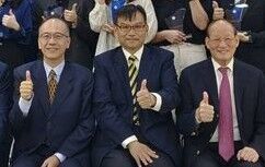 ▲盧清泉(左)將接任航港局主任秘書。（圖／記者張佩芬攝）