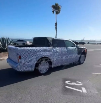 ▲福特全新最入門的電動跨界皮卡休旅現身！（圖／翻攝自instagram@theautopian）