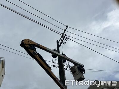 高雄無預警停電!高壓電纜接頭故障影響4056戶 台電緊急搶修