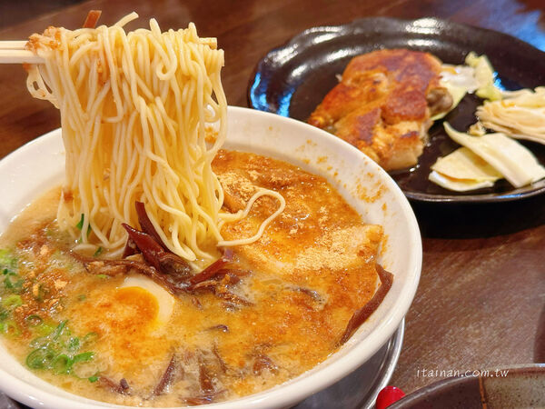 ▲▼熊本拉麵 豚美。（圖／台南好Food遊授權提供）