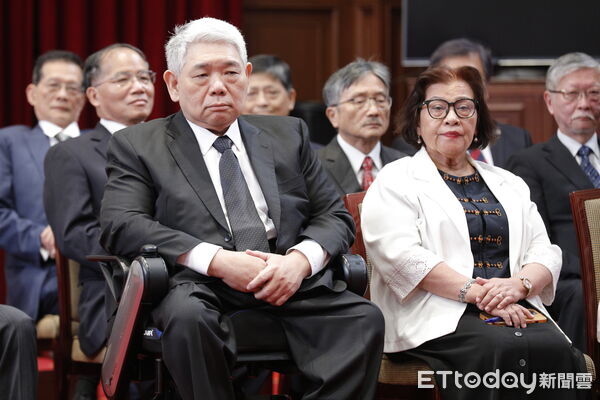 ▲▼副總統蕭美琴在總統府秘書長潘孟安陪同下主持「監察院第7屆正、副院長及監察委員被提名人介紹記者會」，府方提名包含監察院長陳永興、副院長王榮璋在內的29位監察委員。圖為被提名人副院長王榮璋。（圖／記者湯興漢攝）
