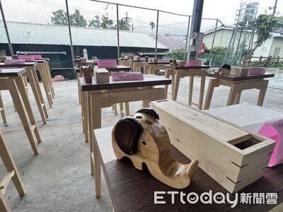 從一塊木頭到一件作品　台東縣府木工家具職訓班展現職人新力量
