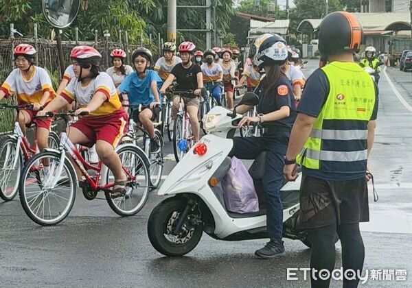 ▲屏東警分局「護童行動」守護單車之旅。（圖／記者陳崑福翻攝）