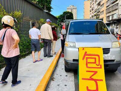 三重「包子發財車」每周只出沒兩天