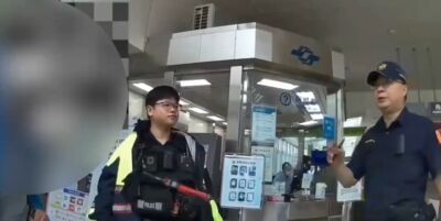 通勤族惡夢！捷運劍南路站男被撞倒爆口角　中山警勸和超給力
