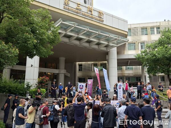 ▲▼ 北榮抗議            。（圖／記者邱俊吉攝）