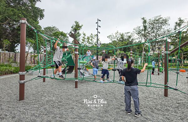 ▲▼東勢區獨角仙生態公園。（圖／部落客NINI AND BLUE 玩樂食記授權提供）