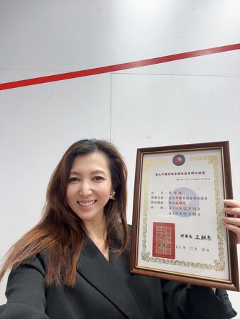▲廖家儀兒女打壁球獲得佳績。（圖／民視提供）