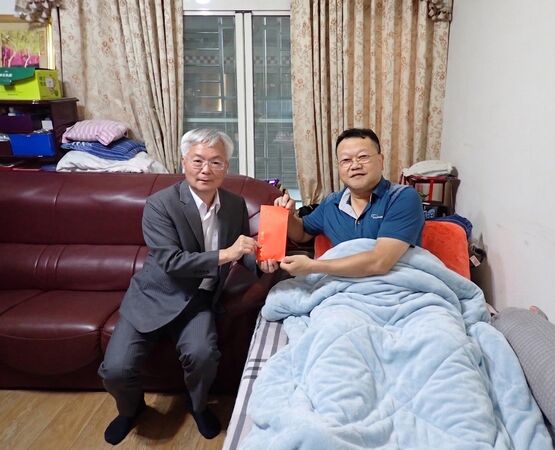 ▲警政署長今日前往探視埔鹽所長。（圖／警方提供）