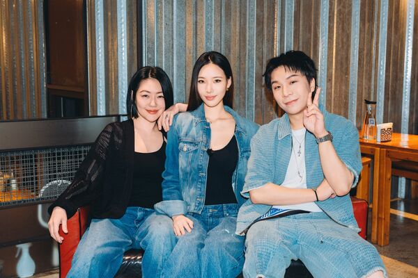 ▲小S與女兒ELLY一起同台錄影，派翠克驚訝小S很宅 。（圖／東森提供）