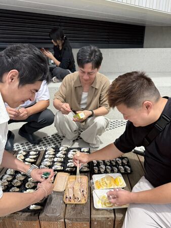 ▲浩子與隋棠前進澳洲雪梨辦桌。（圖／三立提供）