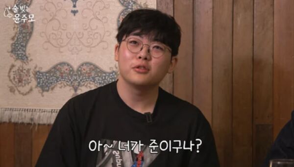 ▲▼《爸爸去哪裡》成東鎰兒女長大了！成俊隔13年身材遭酸⋯高EQ反擊。（圖／翻攝自YT술 빚는 윤주모）