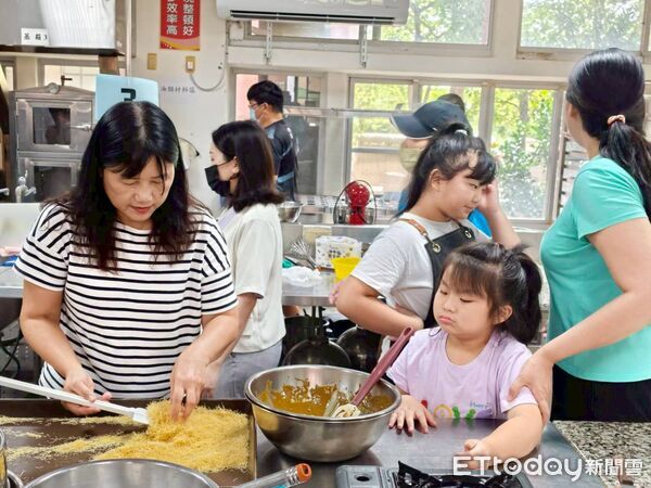 門甜點。（記者林東良翻攝，下同）▲勞工局表示，將持續活化曾文市政願景園區空間，規劃更多元學習活動，鼓勵勞工朋友終身學習。（記者林東良翻攝，下同）