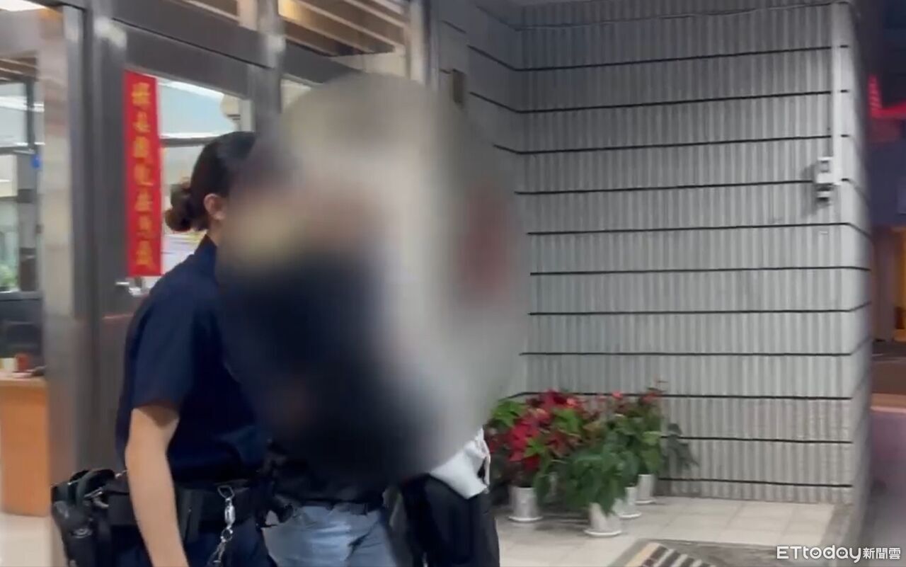 32歲女身帶6張提款卡「說不出哪裡來的」 當場認了是車手 | ETtoday社會新聞 | ETtoday新聞雲