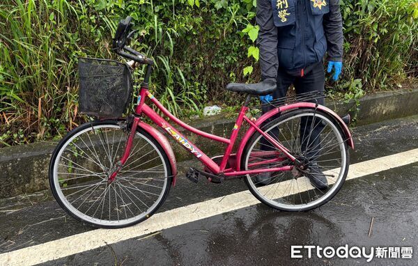 ▲曹姓女清潔隊長駕駛賓士轎車。（圖／資料照）