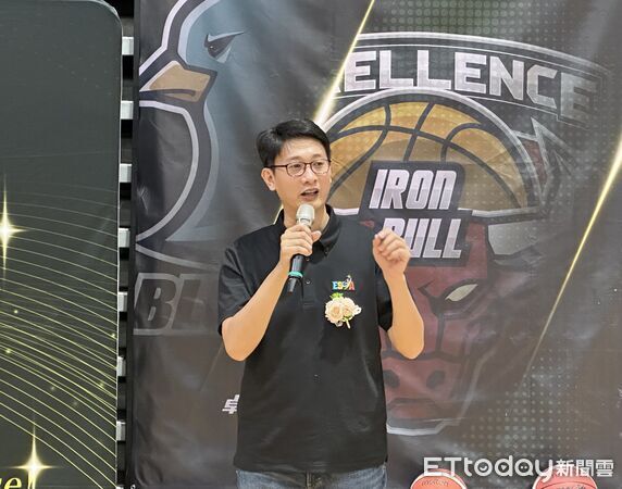 ▲卓越品格兒少運動聯盟正式成立，以籃球作為首發運動項目，陪伴弱勢與高關懷兒少成長。（記者林東良翻攝，下同）