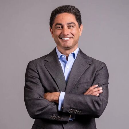 ▲馬斯克20年盟友，投資公司Valor Equity Partners執行長Antonio Gracias。（圖／取自Valor Equity Partners官網）