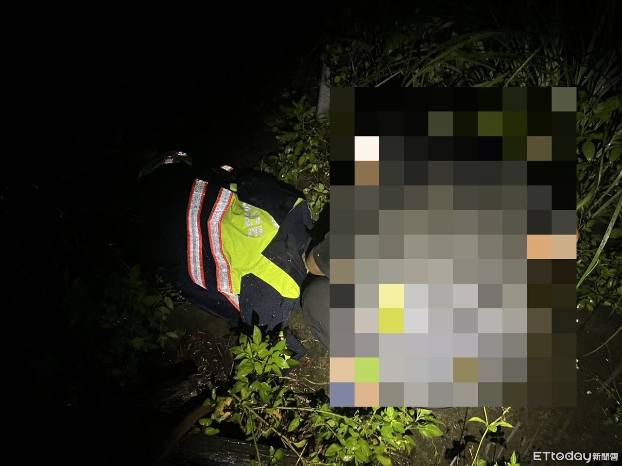 婦人喪偶悲傷離家…失溫倒臥高美濕地草叢 警暴雨中尋獲急送醫 | ETtoday社會新聞 | ETtoday新聞雲