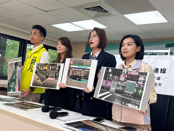 ▲「台北好政連線」民進黨台北市議員林延鳳、顏若芳與市議員參選人劉品妡、郭凡舉行記者會，希望推動落實低碳人本交通城市。（圖／台北好政連線提供）