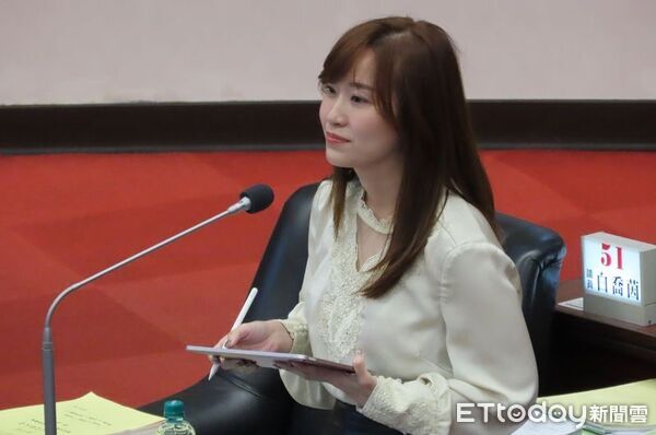 ▲▼國民黨高雄市議員許采蓁    。（圖／記者賴文萱翻攝）