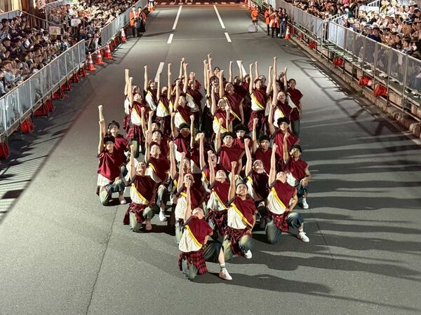 ▲▼國立體育運動大學以「Taiwan Now!」為隊名，赴日本北海道參加第35屆「YOSAKOI SORAN祭（夜來索朗祭）」街舞慶典。（圖／觀光署提供）