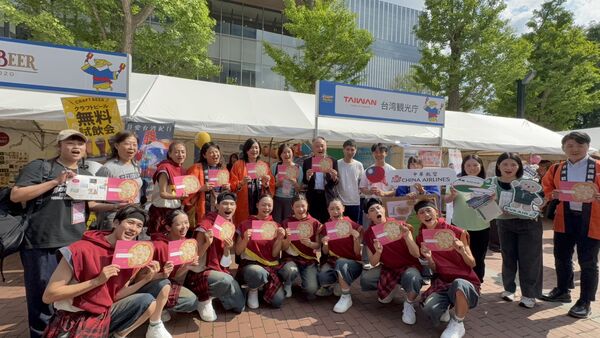 ▲▼國立體育運動大學以「Taiwan Now!」為隊名，赴日本北海道參加第35屆「YOSAKOI SORAN祭（夜來索朗祭）」街舞慶典。（圖／觀光署提供）