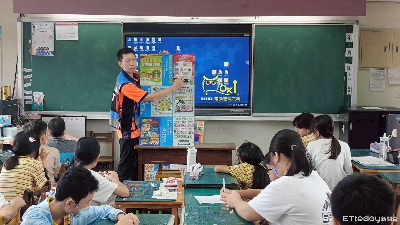 最酷畢業禮物! 南消下營消防前進中營國小教防火急救 | ETtoday地方新聞 | ETtoday新聞雲