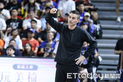 李家慷投進致勝三分彈卻關鍵兩罰不進　卡米諾斯喊話：我想殺了他