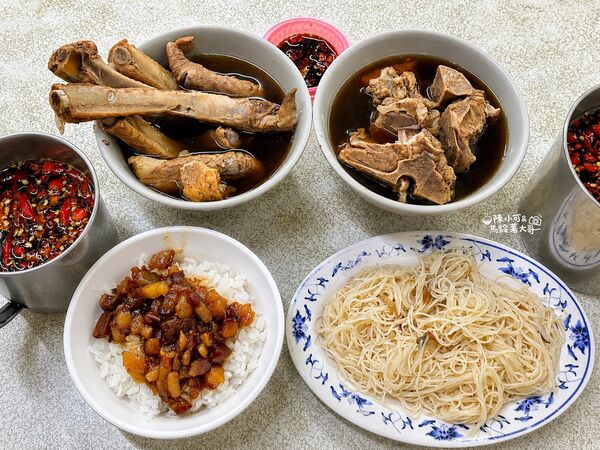 ▲▼葉家藥燉排骨。（圖／部落客陳小可的吃喝玩樂授權提供）