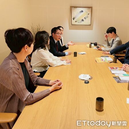 ▲台南市長黃偉哲今年4月及6月再度率團訪韓，積極為台南芒果拓展韓國市場。（記者林東良翻攝，下同）