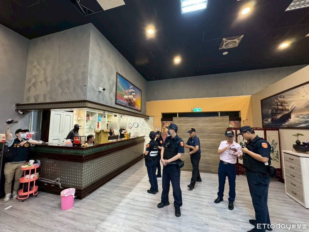 金門警掃蕩「假桌遊真賭場」查扣68萬賭資 帶回12人偵訊 | ETtoday社會新聞 | ETtoday新聞雲