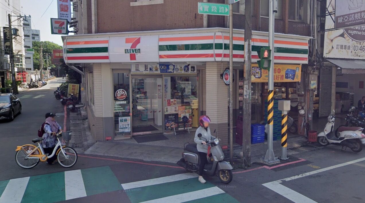 7-11暖心店員必須廣傳! 幫奶奶換電池拒收錢:我付了 | ETtoday生活新聞 | ETtoday新聞雲