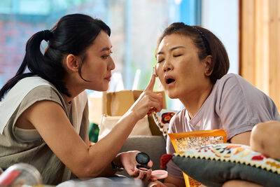 戲裡重男輕女!60歲姚黛瑋戲外「全劇組反差最大」 私下俏皮貌曝光