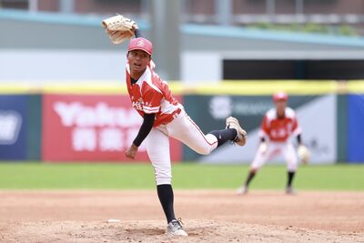 玉山盃/高雄復仇桃園關鍵 高一邱孝佑「越投越有信心」5局無失分