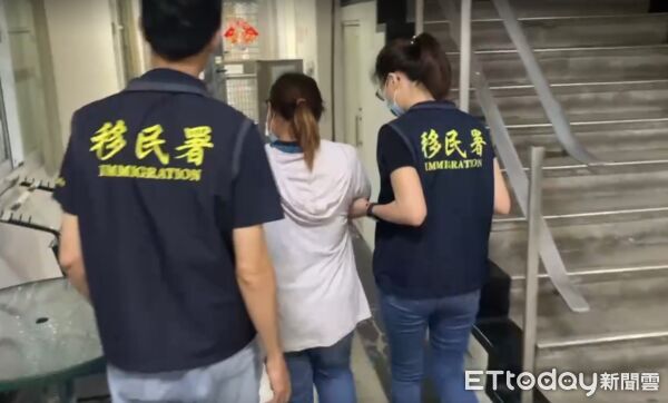 ▲▼賣家產求翻身！47泰人來台當奴工「時薪100住車斗」　抓魚摘菜充飢。（圖／記者許宥孺翻攝）