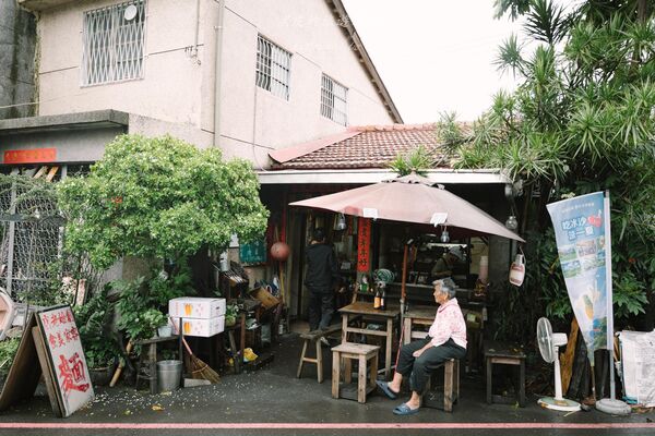 65年柴燒麵深藏屏東老聚落　紅磚大灶熬湯、必點古早味米苔目