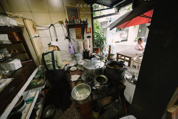 ▲▼大路關安德柴燒老麵店。（圖／黑皮的旅遊筆記授權提供）