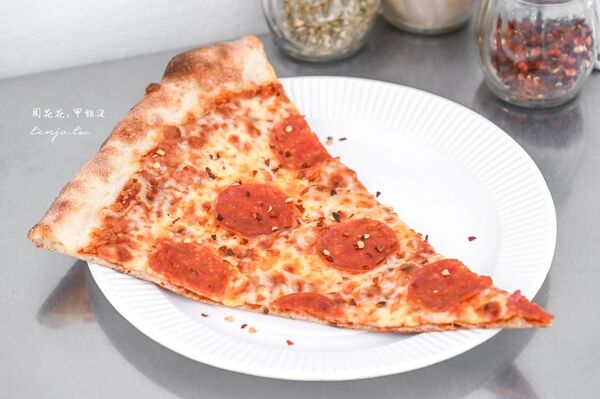 ▲▼Henry&rsquo;s PIZZA。（圖／部落客周花花授權提供）
