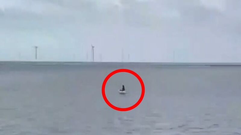苗栗國小童沒上課…獨自1人「坐保麗龍塊」海上漂!驚險畫面曝光 | ETtoday社會新聞 | ETtoday新聞雲
