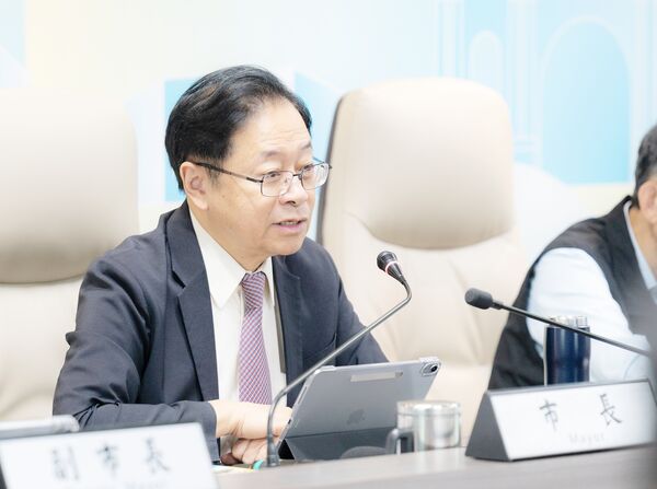 ▲桃園市長張善政今天上午主持市政會議時，針對龍潭科學園區三期擴建案做出指示。（圖／市府新聞處提供）