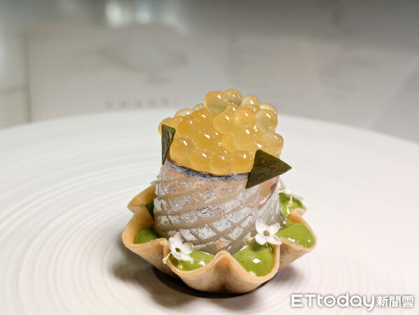 ▲FRASSI春夏菜單開箱　白魽、金目鯛與鹿肉端上桌。（圖／記者黃士原攝）