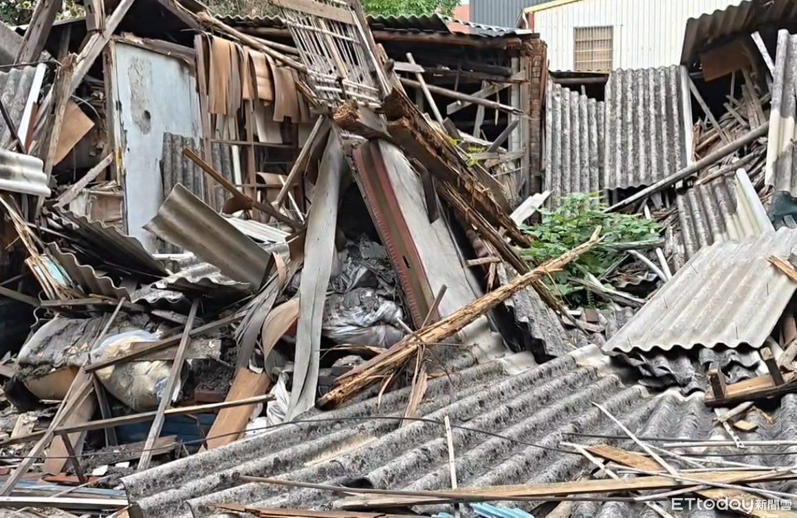 彰化員林豪雨!60年老屋半夜突倒塌 扯斷電線巷弄瞬間全黑 | ETtoday社會新聞 | ETtoday新聞雲