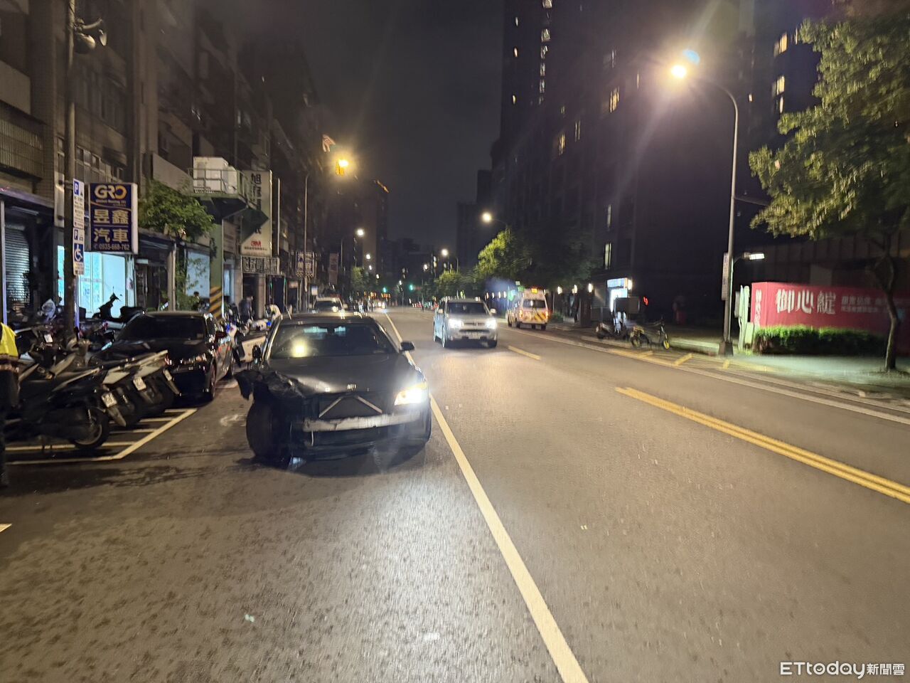 南港BMW毒駕「連撞4車」!保桿噴飛仍不停 唾液快篩陽性遭逮 | ETtoday社會新聞 | ETtoday新聞雲