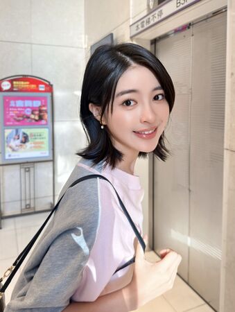 ▲韓菲主演電影《不算AI情》。（圖／駿馬客工作室提供）