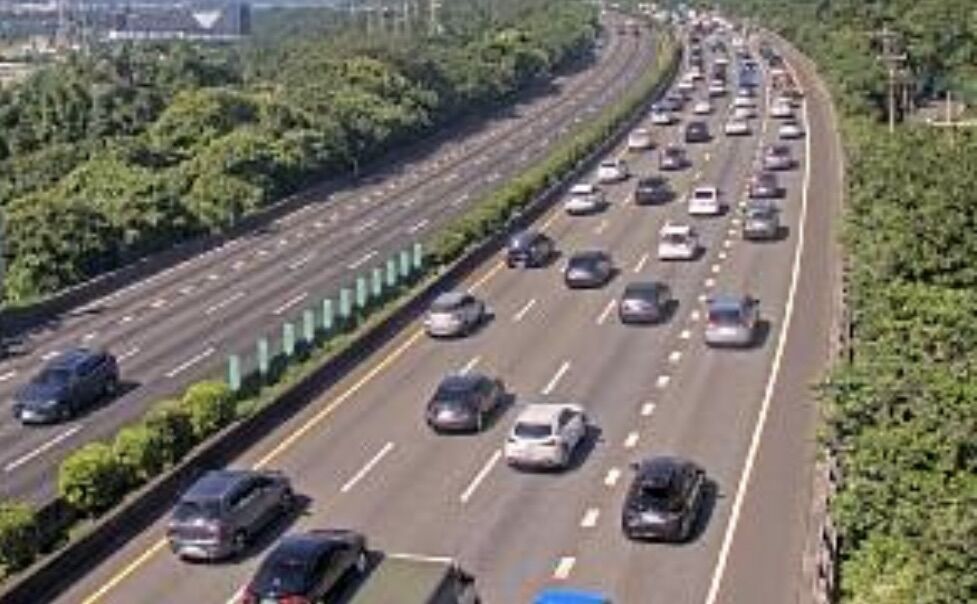端午車潮湧現「國道局部路段塞了」 上午防9處地雷 | ETtoday生活新聞 | ETtoday新聞雲