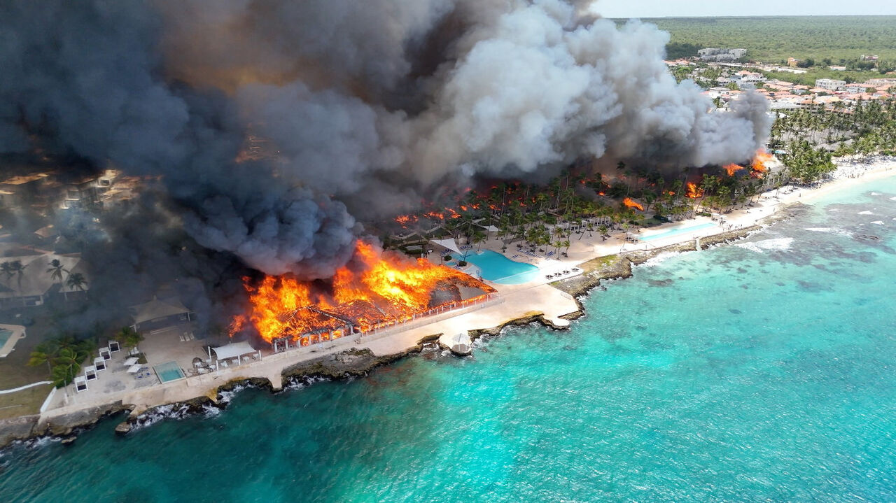 狂燒畫面曝光!加勒比海度假村陷火海 1700人緊急疏散 | ETtoday國際新聞 | ETtoday新聞雲