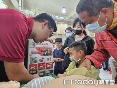 台南新市白蓮霧節結合消防宣導　民眾體驗CPR學防災